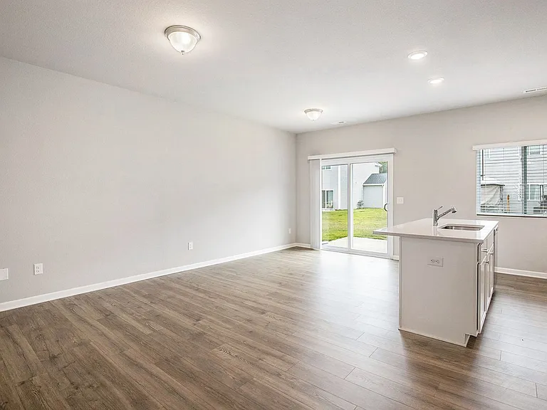 3031 S Sedge Wren Dr SW — Photo 5