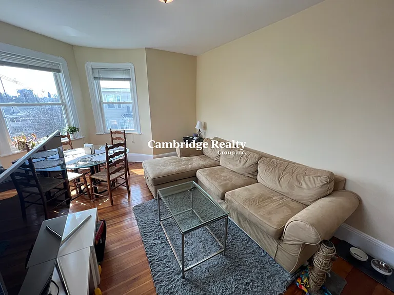 48-50 Lowell St #2T — Photo 8