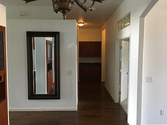 4th image of 8551 Castlehaven Ct