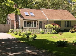 86 Quaker Meeting House Rd, East Sandwich, MA 02537