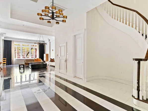 18 East 62nd Street image 6 of 21