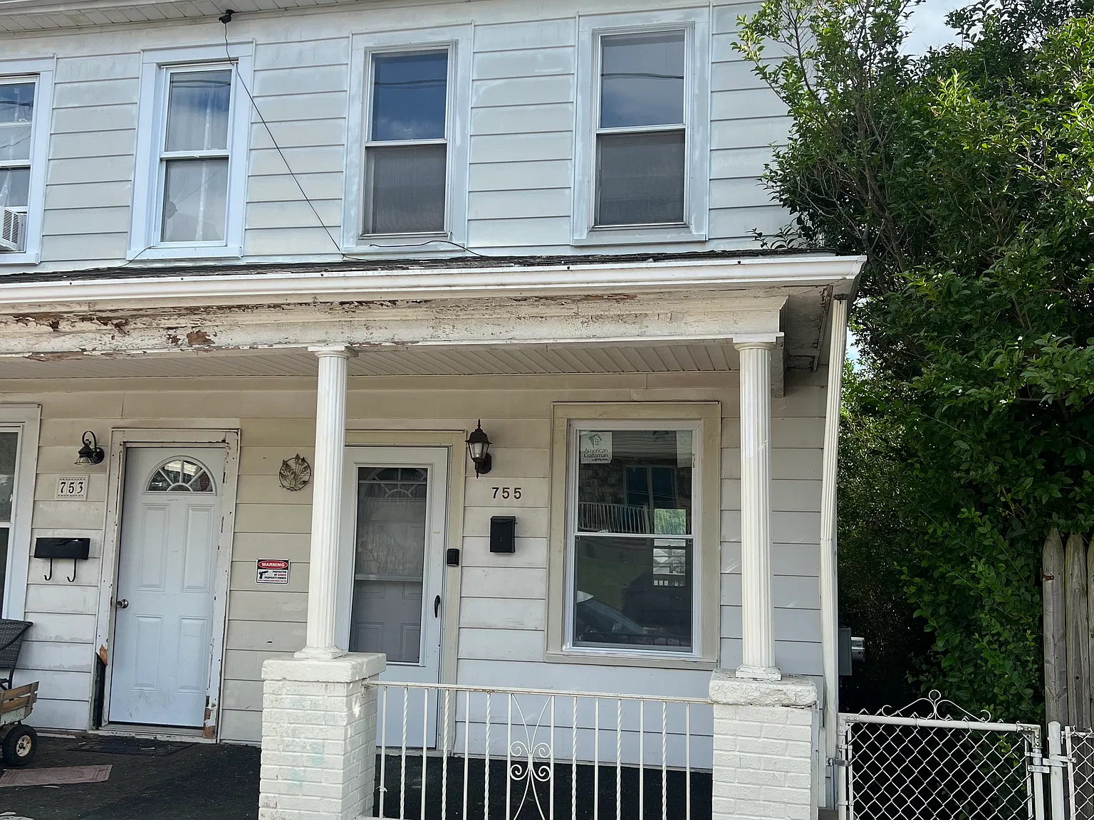 2 bed, 1500 sqft, $1,000 — Photo 1