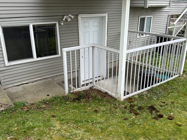 33828 Marshall Rd #BASEMENT, Abbotsford, BC V2S 1L7