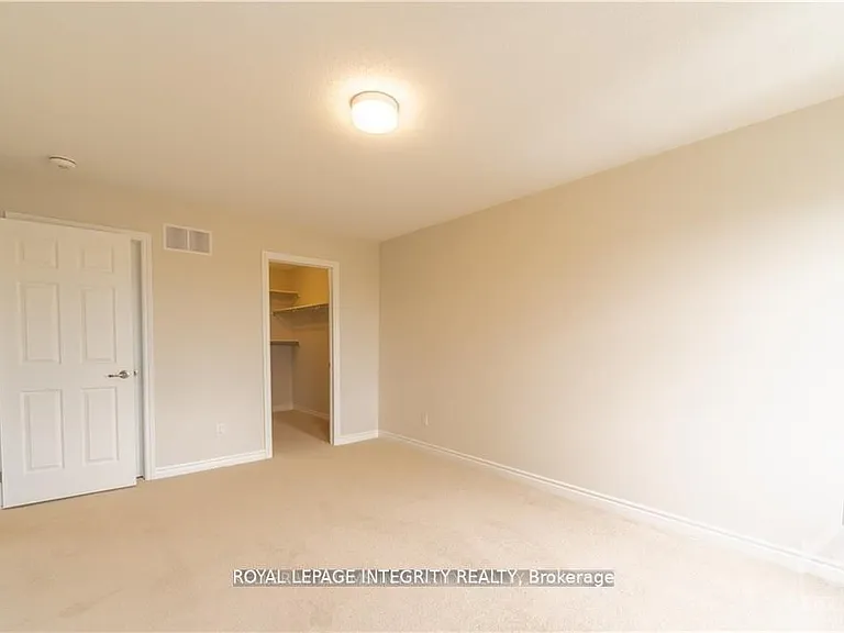 2014 Leinster Cir — Photo 15