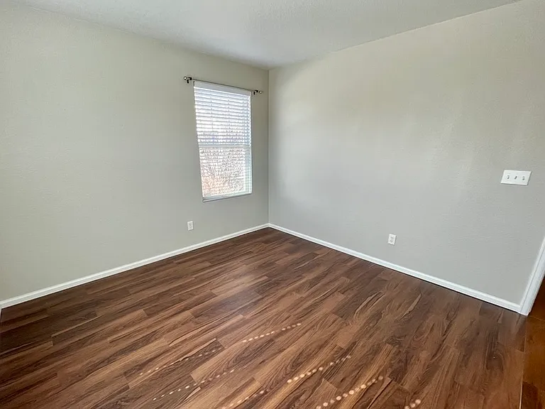 23687 E Bellewood Dr — Photo 18