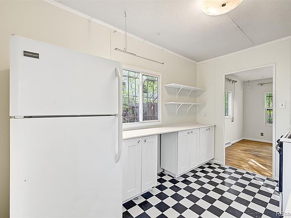 4th image of 4330 Adams Street