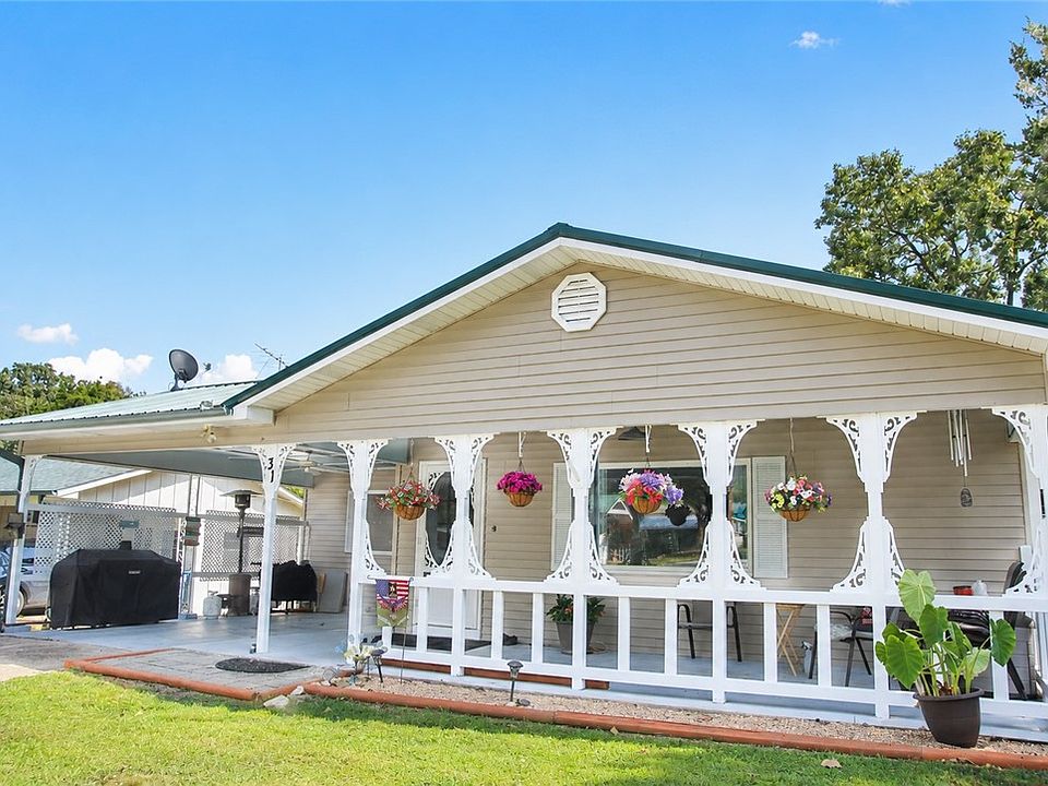 1st image of 31 Circle Dr