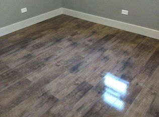 8218 S Houston Ave APT 2, Chicago, IL 60617