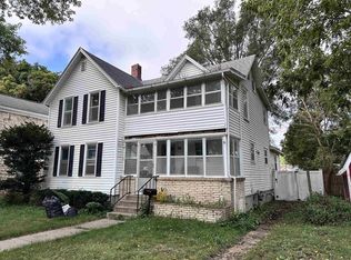 209 S Ohio St, Prairie Du Chien, WI 53821