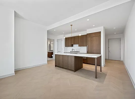 Rented by CiCi Realty Corporation | media 5
