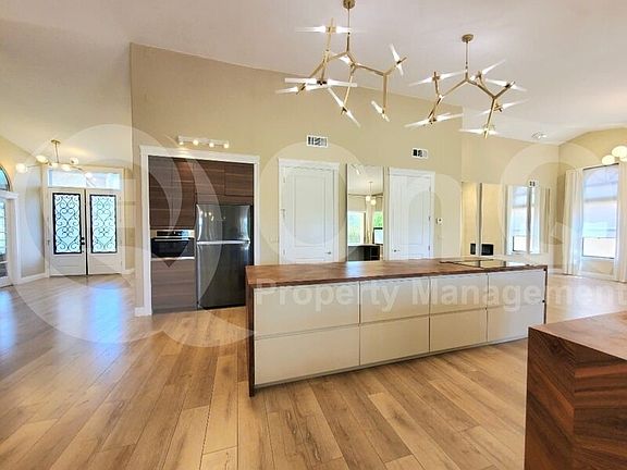 4th image of 3240 S Ambrosia Dr