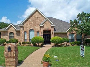 6610 Nantucket Ln, Arlington, TX 76001