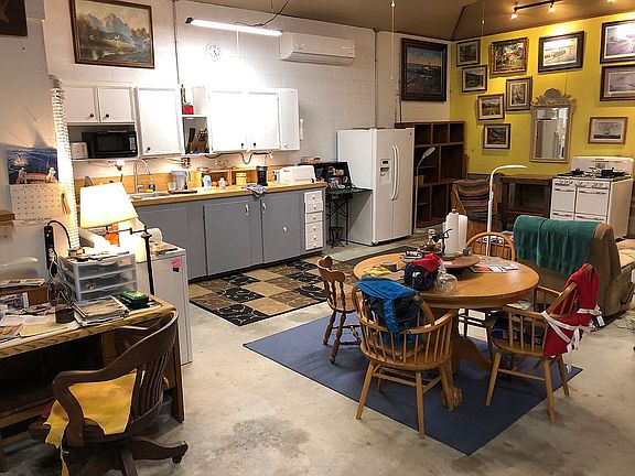 3rd image of 116 Quail Dr