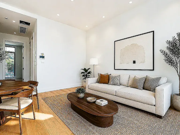 576 Grand St #2B — Photo 7