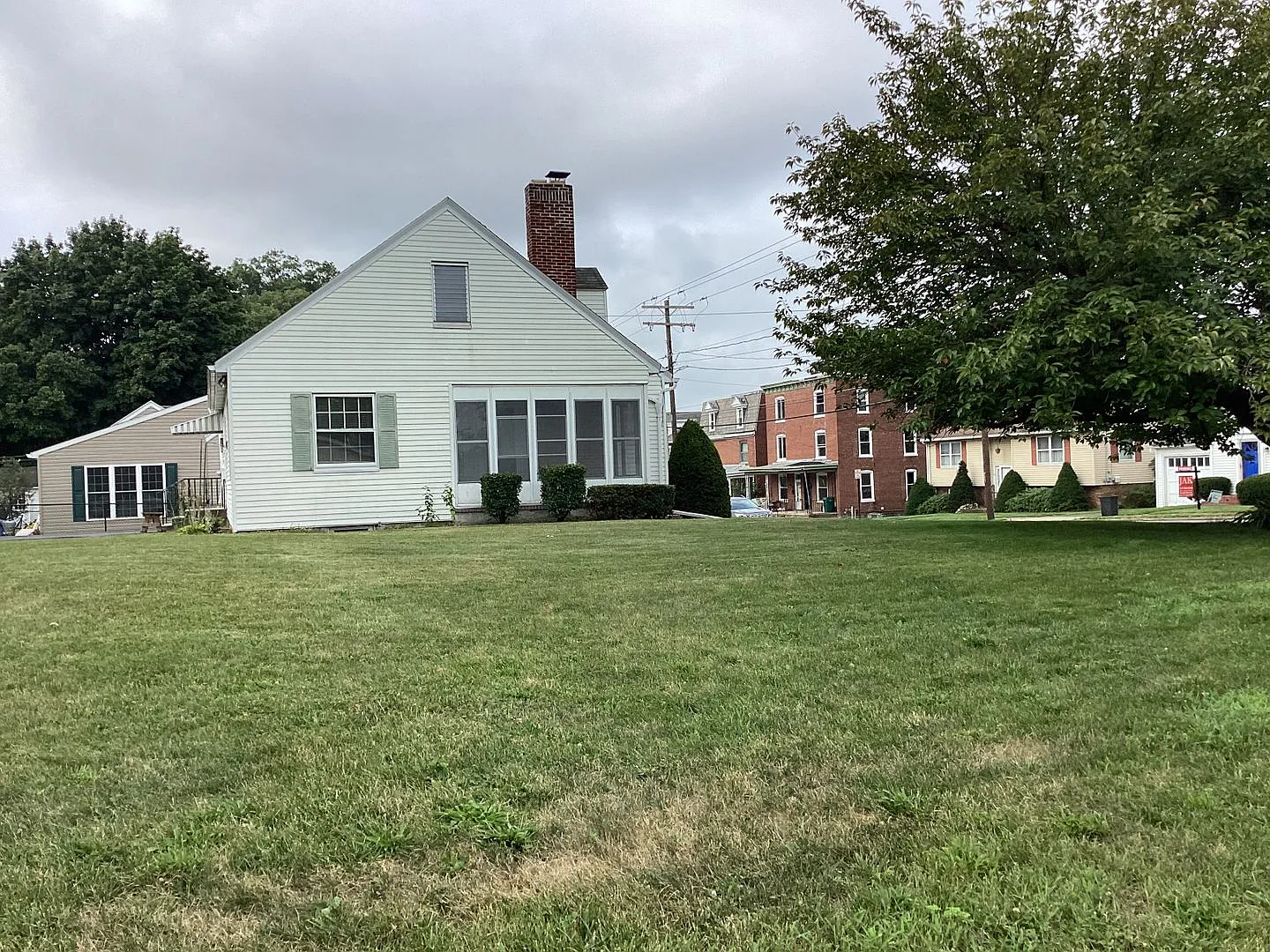 225 N. Grant Street — Photo 4