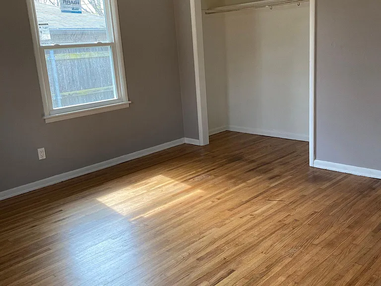 5222 S Marion Ave — Photo 12