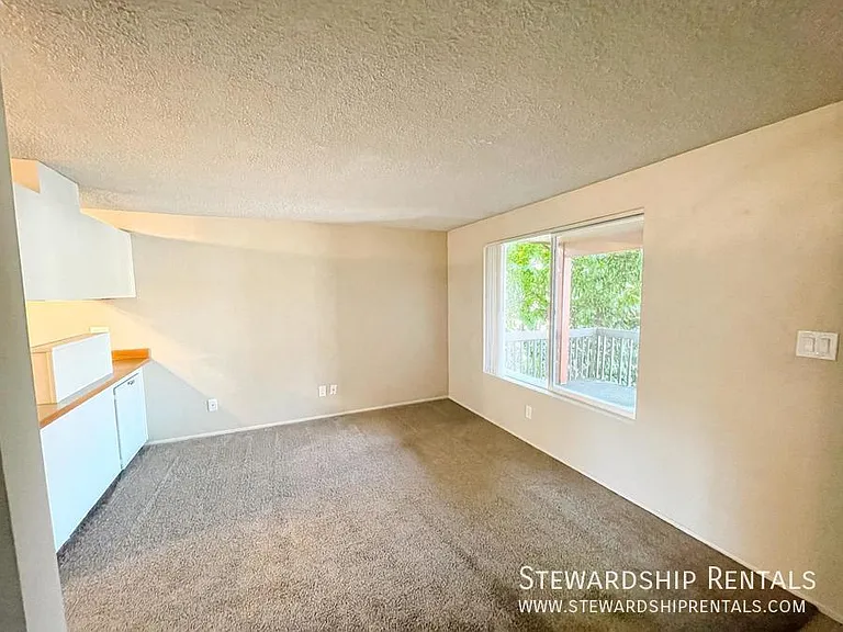 1161 Mill St #4 — Photo 4