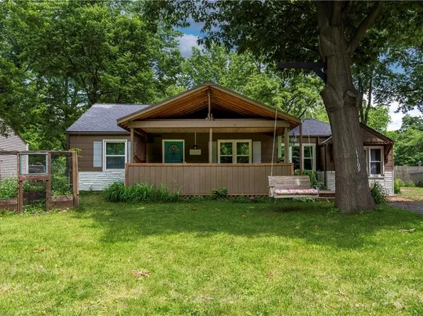 11109 Applewood Dr, Kansas City, MO 64134