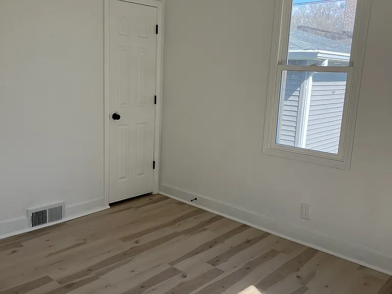 509 Willow St #1 — Photo 5