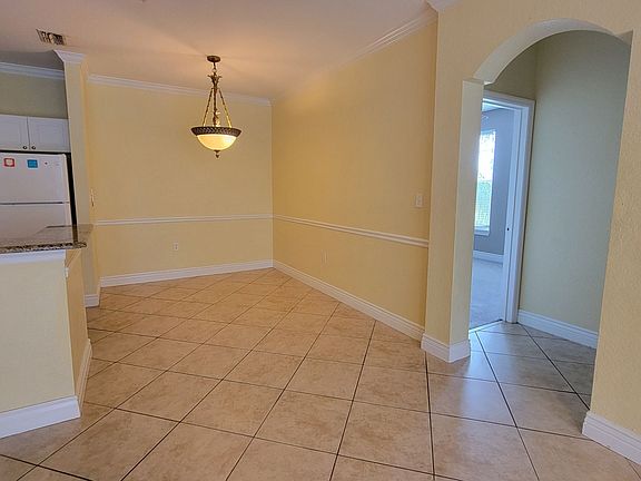 5th image of 2713 Via Murano Unit 221