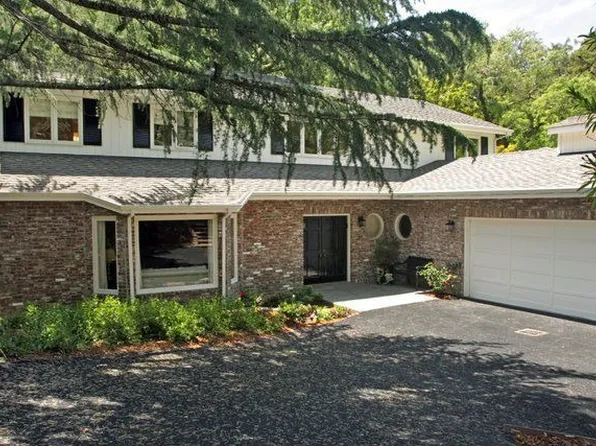 411 Los Cerros Dr, Greenbrae, CA 94904