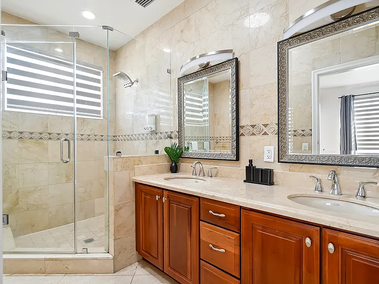 7350 SW 31st St — Photo 24