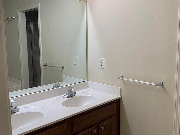 5th image of 6191 Thorncrest Dr