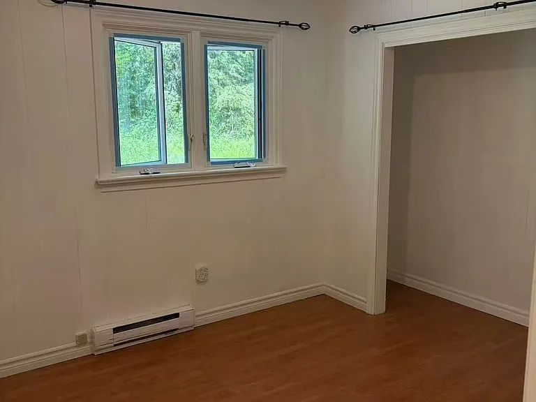 4276 Bethesda Rd — Photo 14