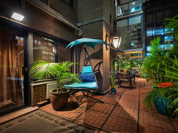 58 West 58th Street image 17 of 24