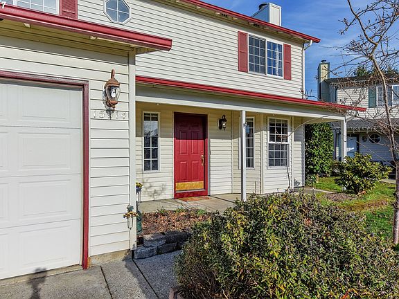 3rd image of 15914 NE 48th Cir