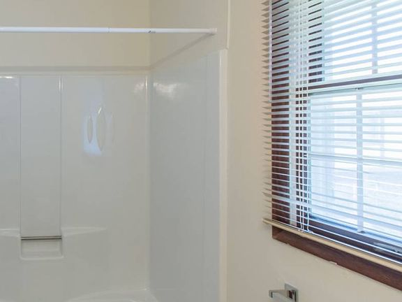 5th image of 102-118 Augusta Ave #4
