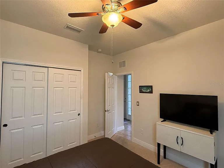 352 Laurel Falls Dr — Photo 28