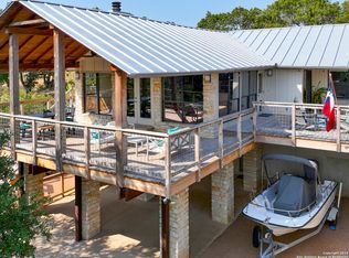 1685 Laurie Dr, Canyon Lake, TX 78133