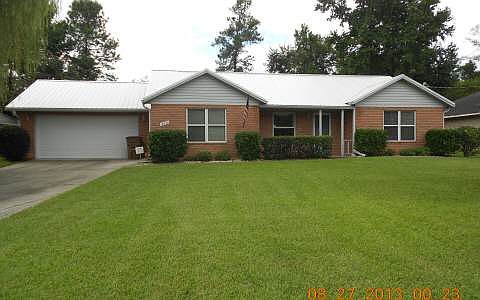 1st image of 872 SW Brookdale Dr