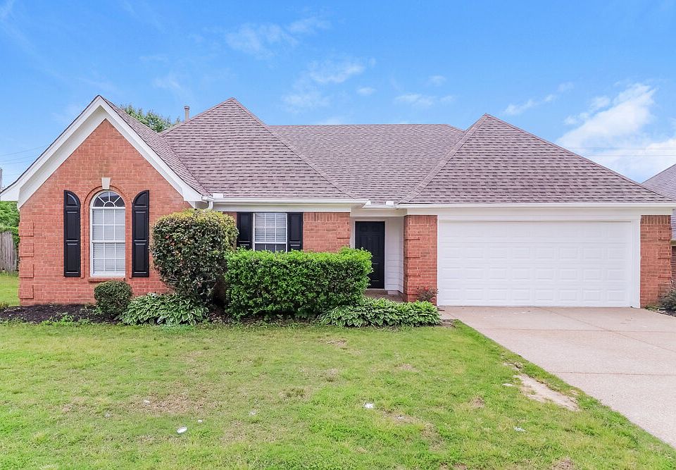 1st image of 7057 Country Walk Dr