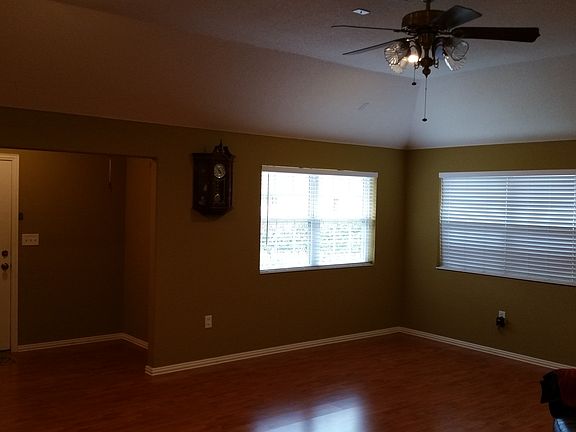 2nd image of 206B San Angelo Ave