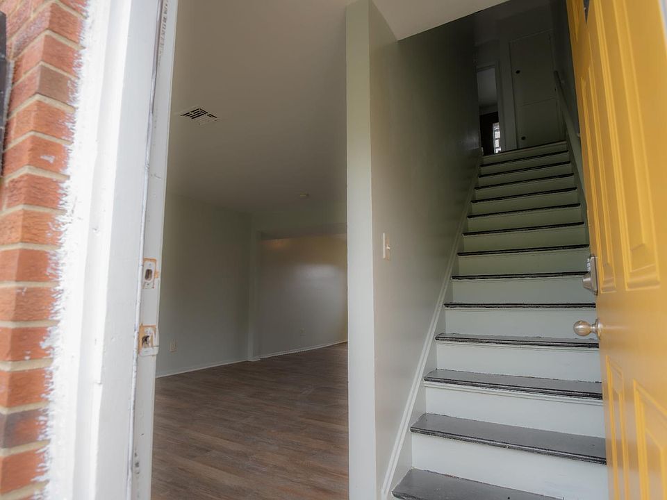 Unit Photo