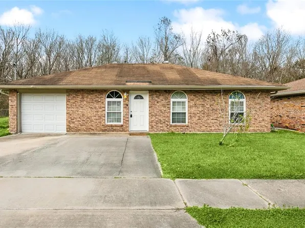 1716 Heights Dr, Saint Bernard, LA 70085