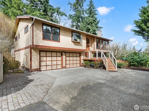 8844 SE 37th Street, Mercer Island, WA 98040