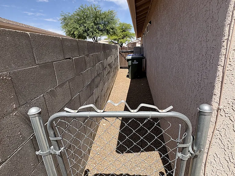 Dog run