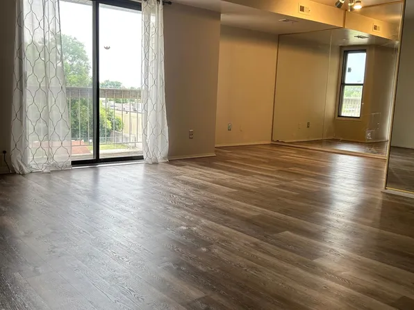 30445 W Forteen Mile Rd APT 65, Farmington Hills, MI 48334