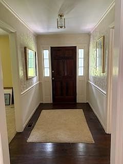4th image of 3759 Sussex Ct