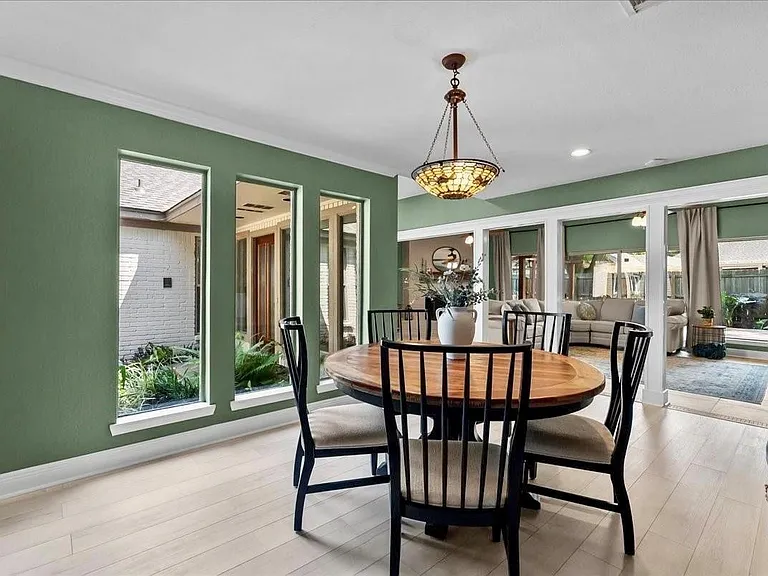 1626 Lake Bluff Dr — Photo 24
