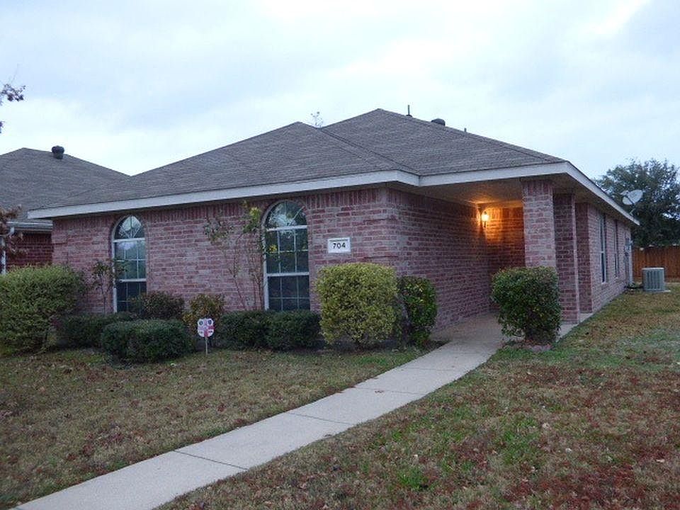 1st image of 704 Donny Brook Dr