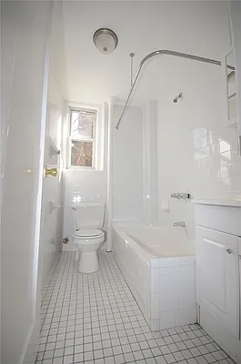 Rented by Avian Village Realty | media 12