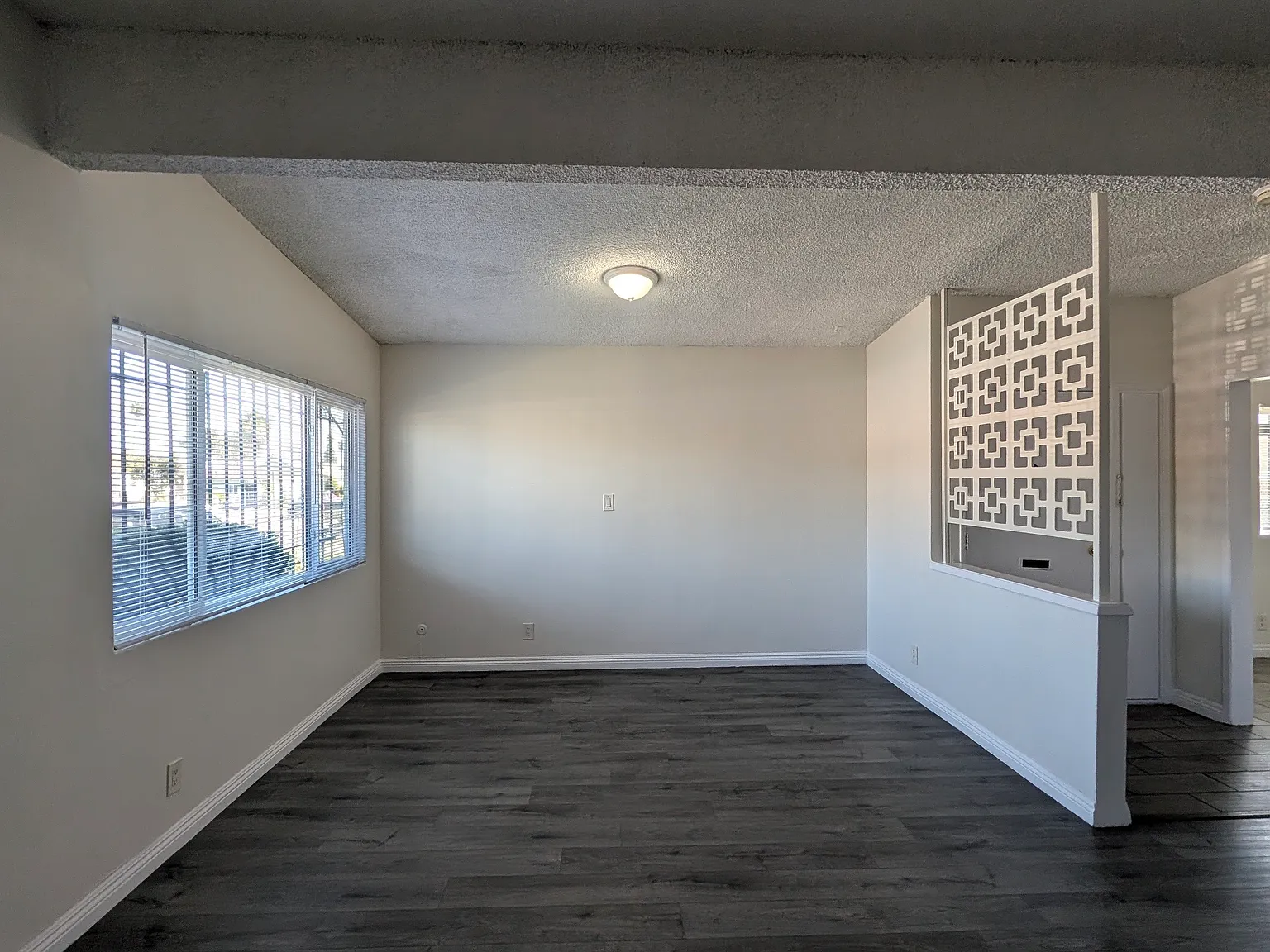 3 bed, $2,500 — Photo 1