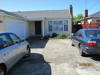 2nd image of 2071 Pacific Ave