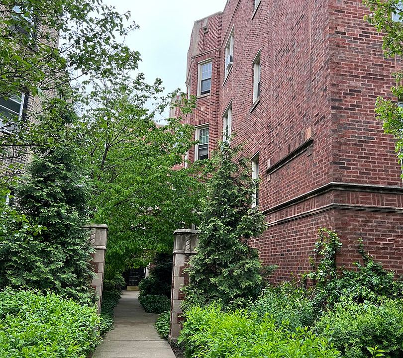 1st image of 5638-42 N Kimball Ave #3W