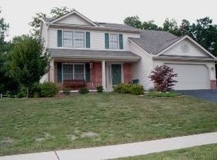 854 Hickory Creek Dr, Temperance, MI 48182