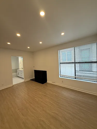 1600 Camden Ave Photo 1